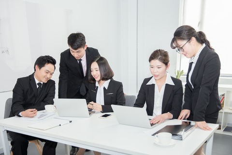 成立勞務(wù)派遣公司及商務(wù)信息咨詢服務(wù)公司的條件與要點